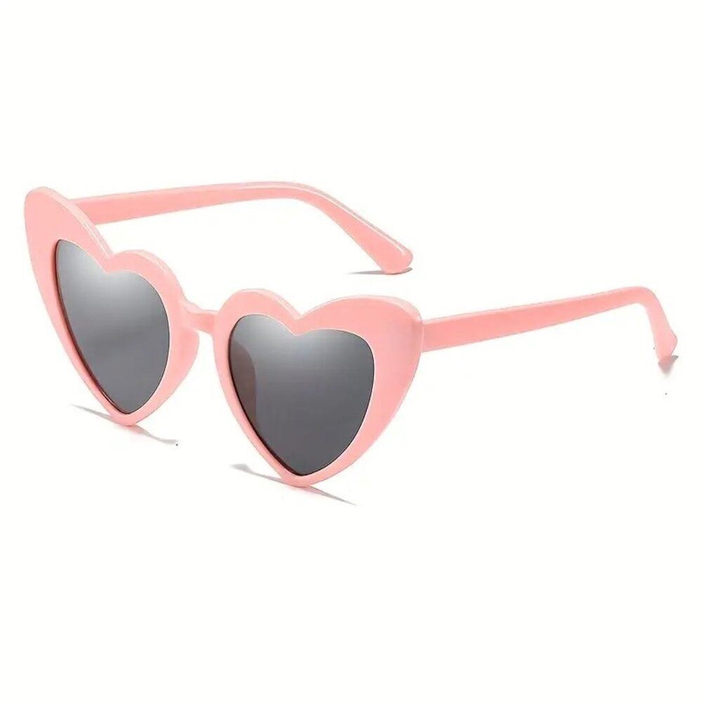 Pink Heart-Shaped Sunglasses – Trendy Retro Fashion‎ Shades for Women & Girls